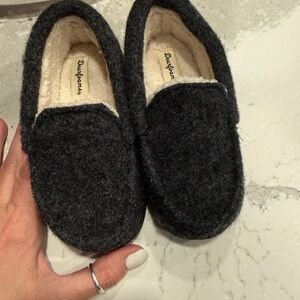 dearfoams Kids Charcoal Fleece-Lined Slip-On Slippers